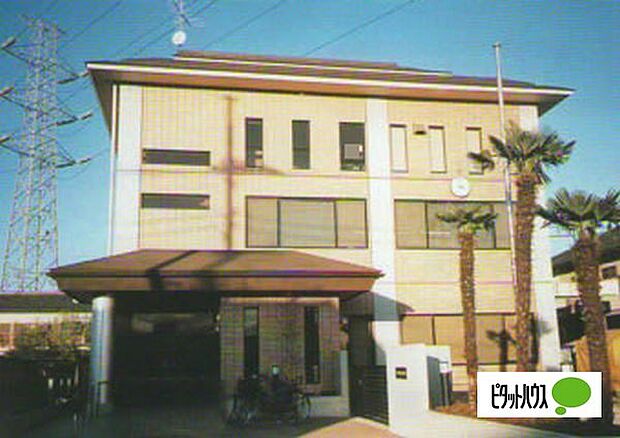 幼稚園、保育園「つぼみ保育園まで551m」