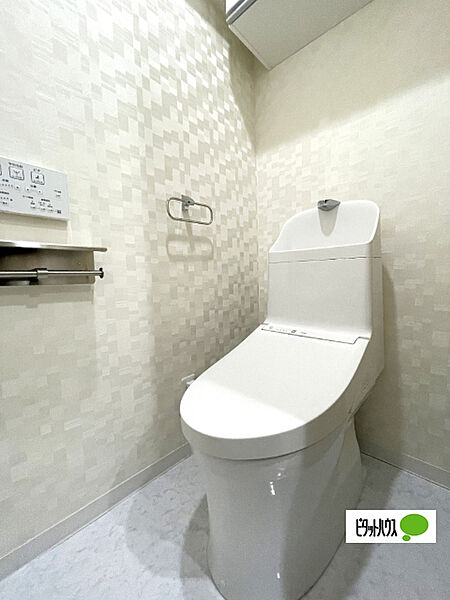 嬉しい温水暖房便座のトイレです
