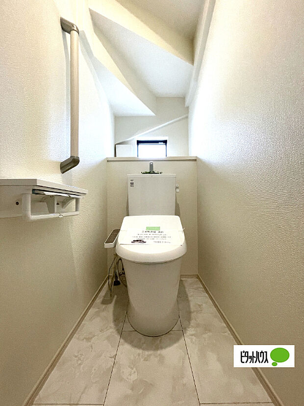 嬉しい温水暖房便座のトイレです