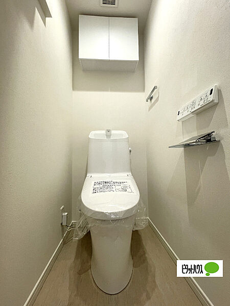 嬉しい温水暖房便座のトイレです
