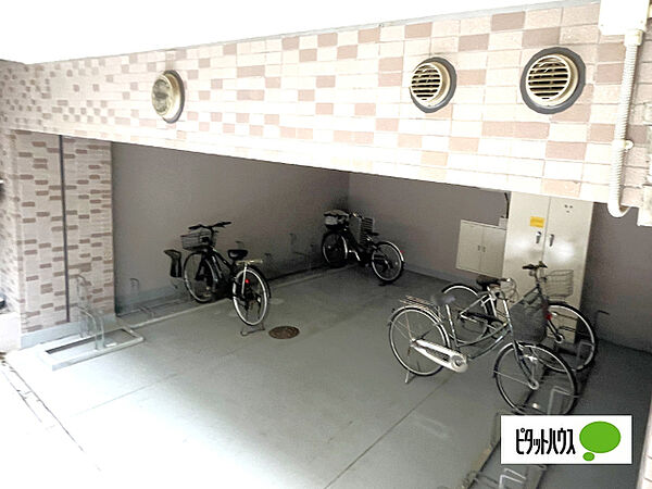 駐輪場です