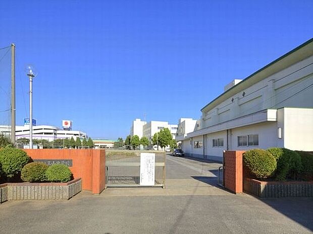 中学校「船橋市立三山中学校まで800m」