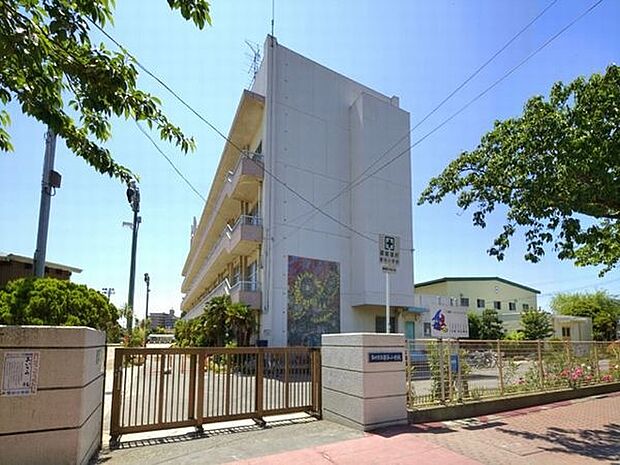 小学校「市川市立曽谷小学校まで850m」