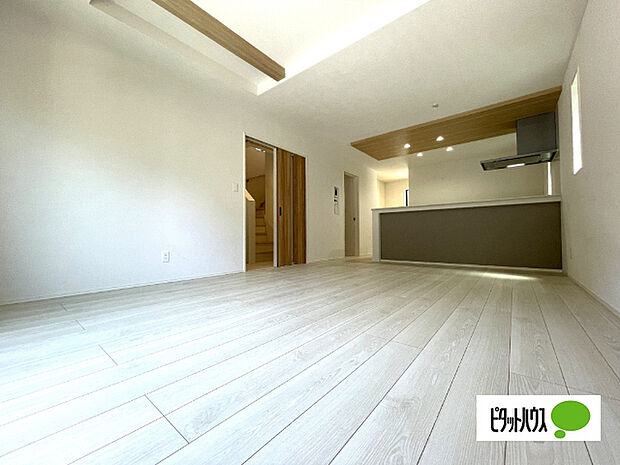建物完成しました、いつでもご見学は可能です