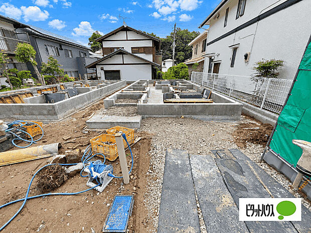 現在建築中です
