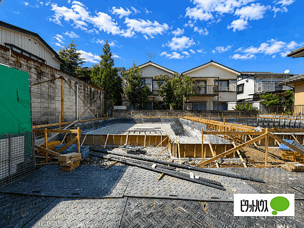 現在建築中です