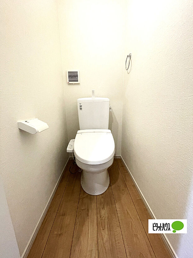 嬉しい温水暖房便座のトイレです