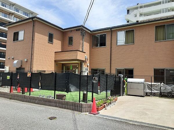 幼稚園、保育園「原木中山こどもの木保育園まで320m」