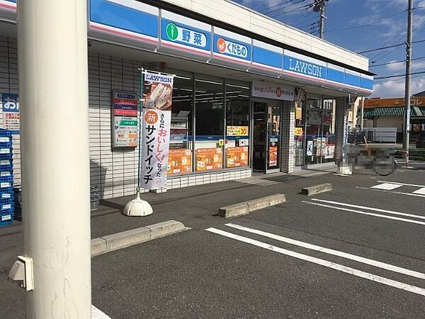 コンビニ「ローソン行徳支所前店まで322m」