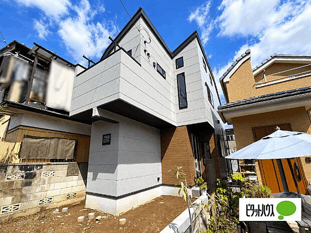 現在建築中です