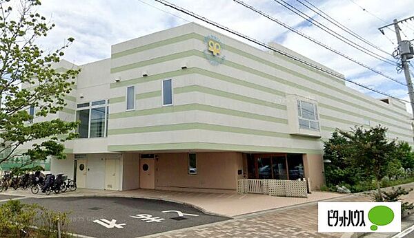 幼稚園、保育園「ベル・ナーサリー塚田まで643m」