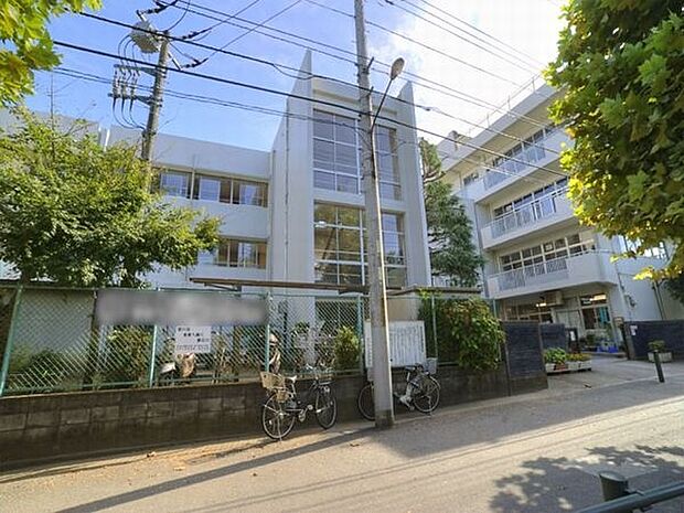 小学校「松戸市立相模台小学校まで993m」