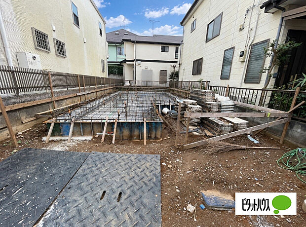 現在建築中です