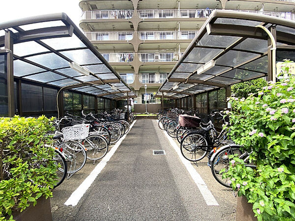 駐輪場です