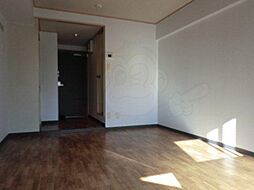 スペースイン金山 4階ワンルームのリビング/ダイニング