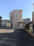 持田駅より徒歩22分 築42年7ヶ月 3階建の賃貸物件