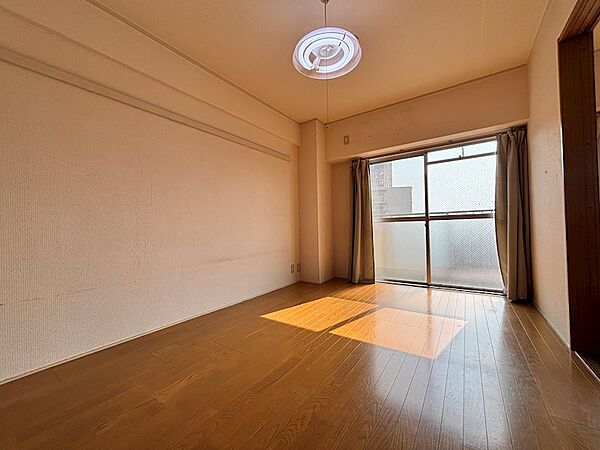 約6.0帖の洋室