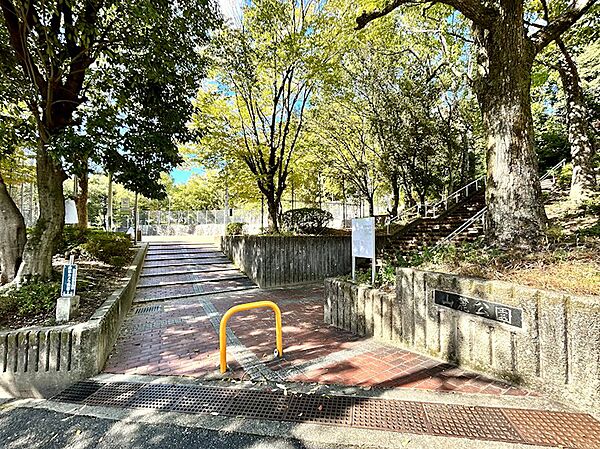 山麓公園（726m）