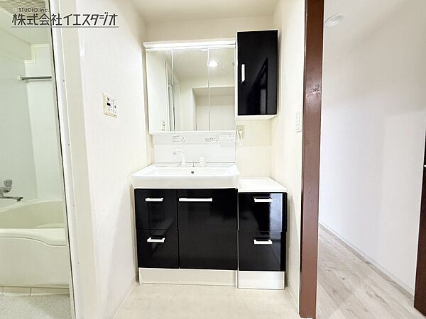 apartment 東京都昭島市美堀町５丁目
地図を見る