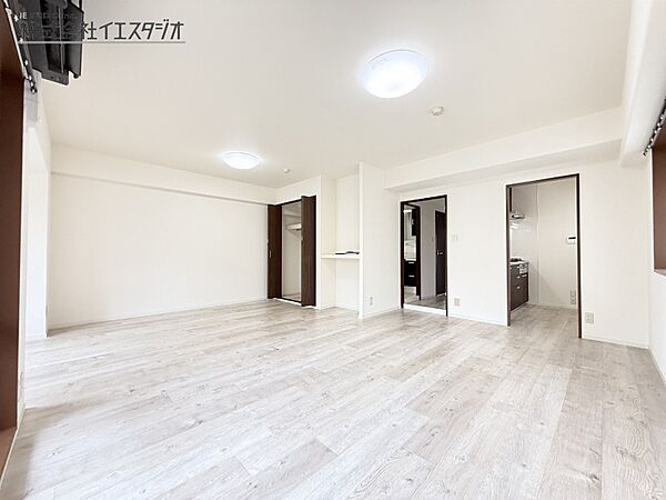 apartment 東京都昭島市美堀町５丁目
地図を見る