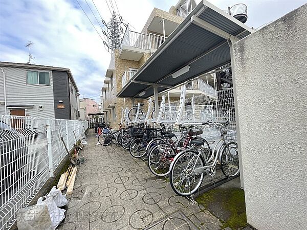 apartment 東京都昭島市美堀町５丁目
地図を見る