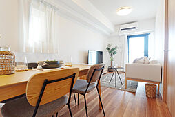 オープンレジデンシア名古屋菊井通 902 1LDKのリビング/ダイニング