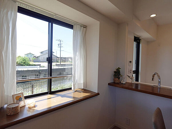 緑豊かな河川敷がすぐ近くに