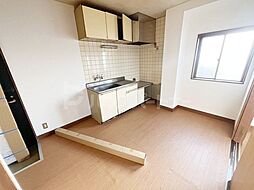 ミツエイハイツ 405 4階2DKのリビング/ダイニング