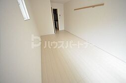 リブリ・June KALUNASIA 106 1階1Kのリビング/ダイニング