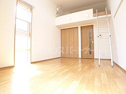 ジャルダン・ドゥ・フルール 201 2階1Kのリビング/ダイニング