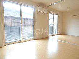 ベルウィル・メゾン 302 3階2LDKのリビング/ダイニング