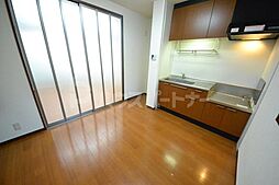 ガーデンスクエア梅島 1階2DKのリビング/ダイニング