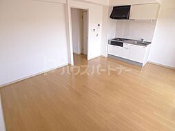 Allies Meadow 5階1LDKのリビング/ダイニング