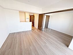 コンフォリア竹ノ塚イースト 8階3LDKのリビング/ダイニング