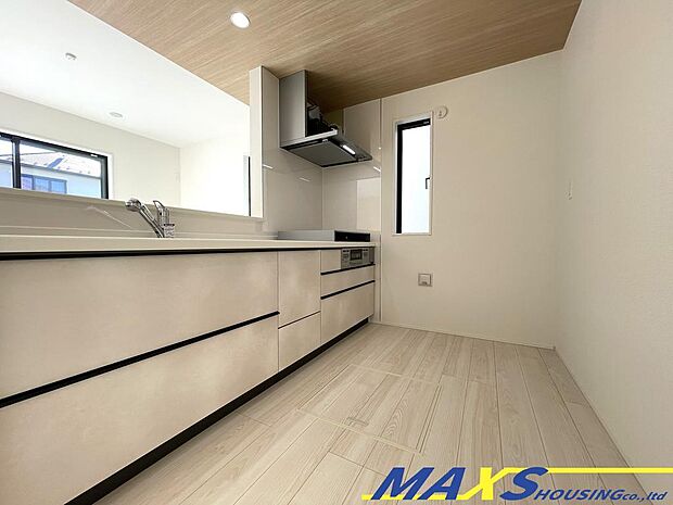 毎日使うキッチンはお手入れのしやすさ、物の出し入れのしやすさにこだわりが！