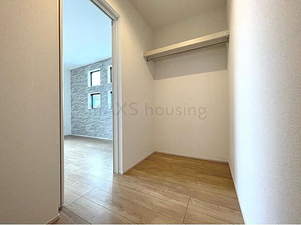 季節問わず出し入れしやすいウォークインクローゼット※施工例