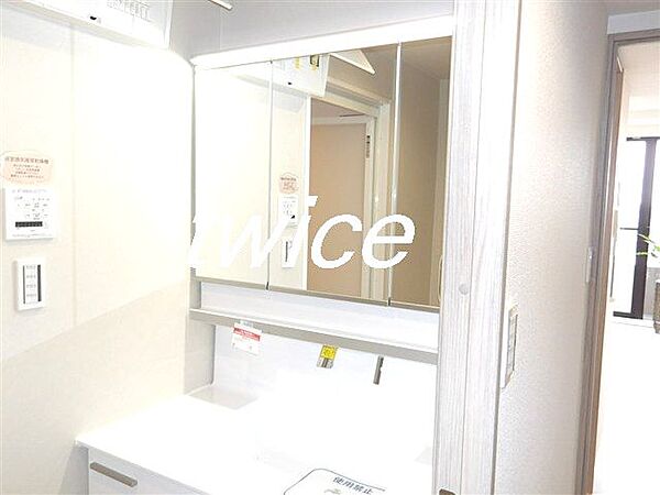 apartment 東京都羽村市栄町２丁目
地図を見る