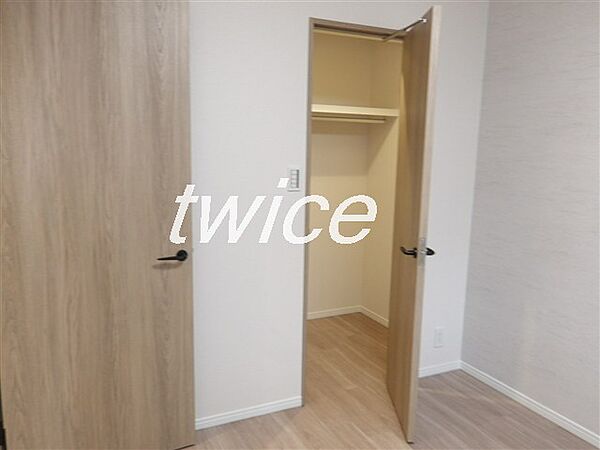 apartment 東京都羽村市栄町２丁目
地図を見る