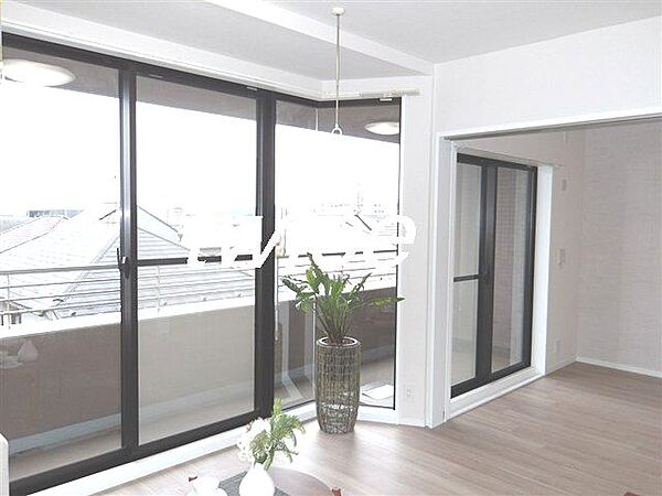 apartment 東京都羽村市栄町２丁目
地図を見る