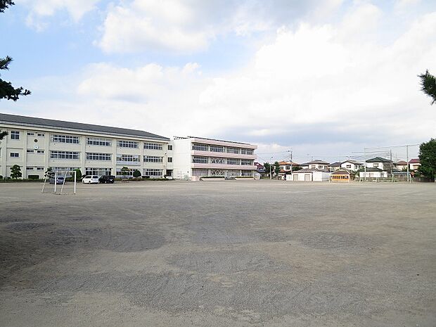 【小学校】足利市立御厨小学校まで770ｍ