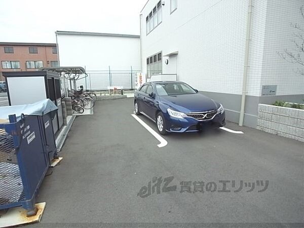 画像20:駐車場