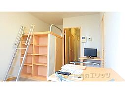 阪急京都本線 西院駅 徒歩4分の賃貸アパート 2階1Kのリビング/ダイニング