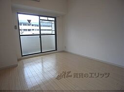 京都地下鉄東西線 二条城前駅 徒歩2分の賃貸マンション 6階1Kのリビング/ダイニング