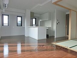 京都市営烏丸線 四条駅 徒歩2分の賃貸マンション 2階3LDKのリビング/ダイニング