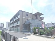 東野駅より徒歩18分 3階 築17年の賃貸物件