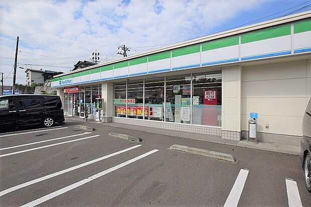 ファミリーマート北根四丁目店 徒歩6分。 430m