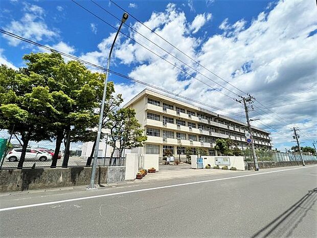 仙台市立沖野中学校 徒歩14分。 1110m