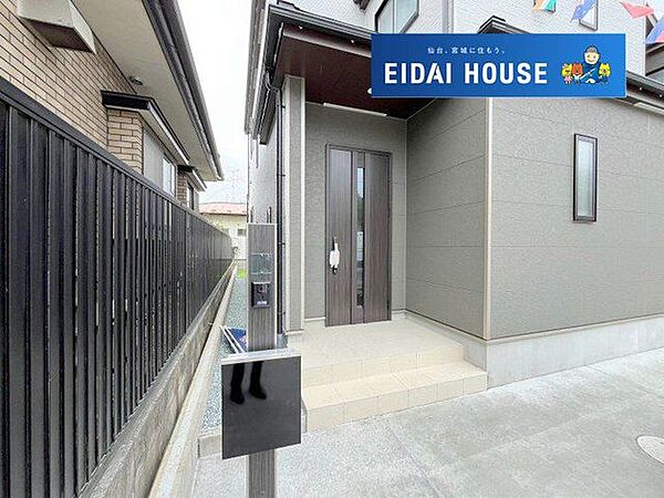 玄関を拡大表示
