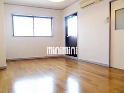 ガディル　タガワ 3階1Kのリビング/ダイニング