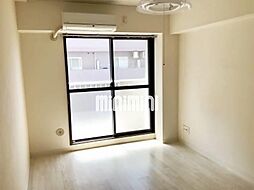 ＩＷＰビル 3階ワンルームのリビング/ダイニング